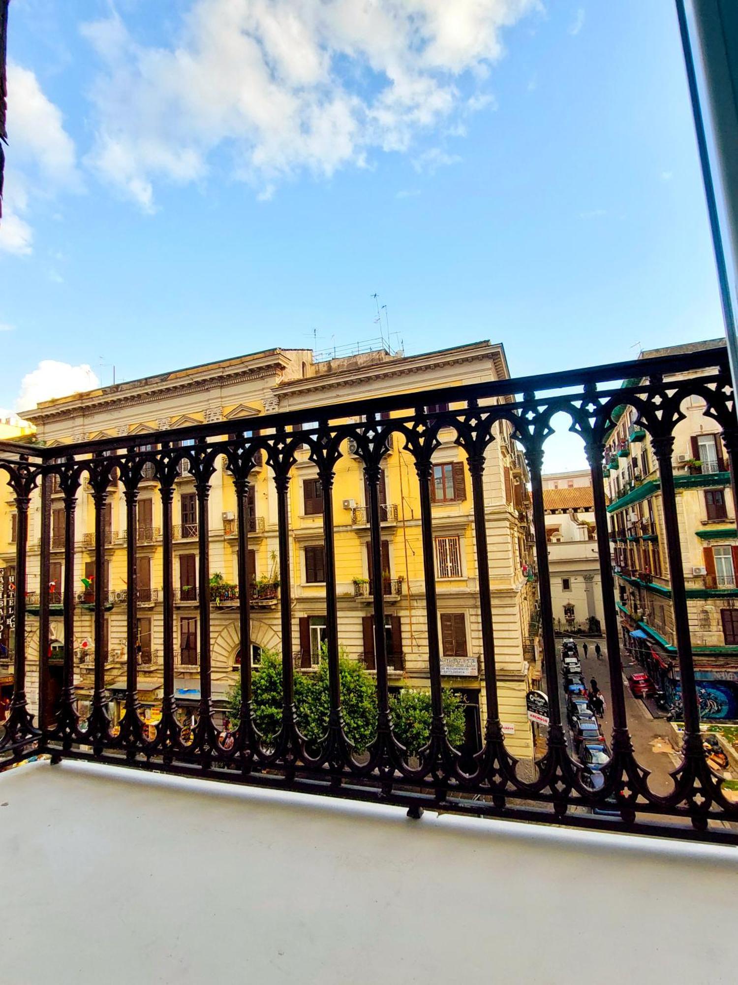 I Migliori Artisti Hotel Napoli Bagian luar foto