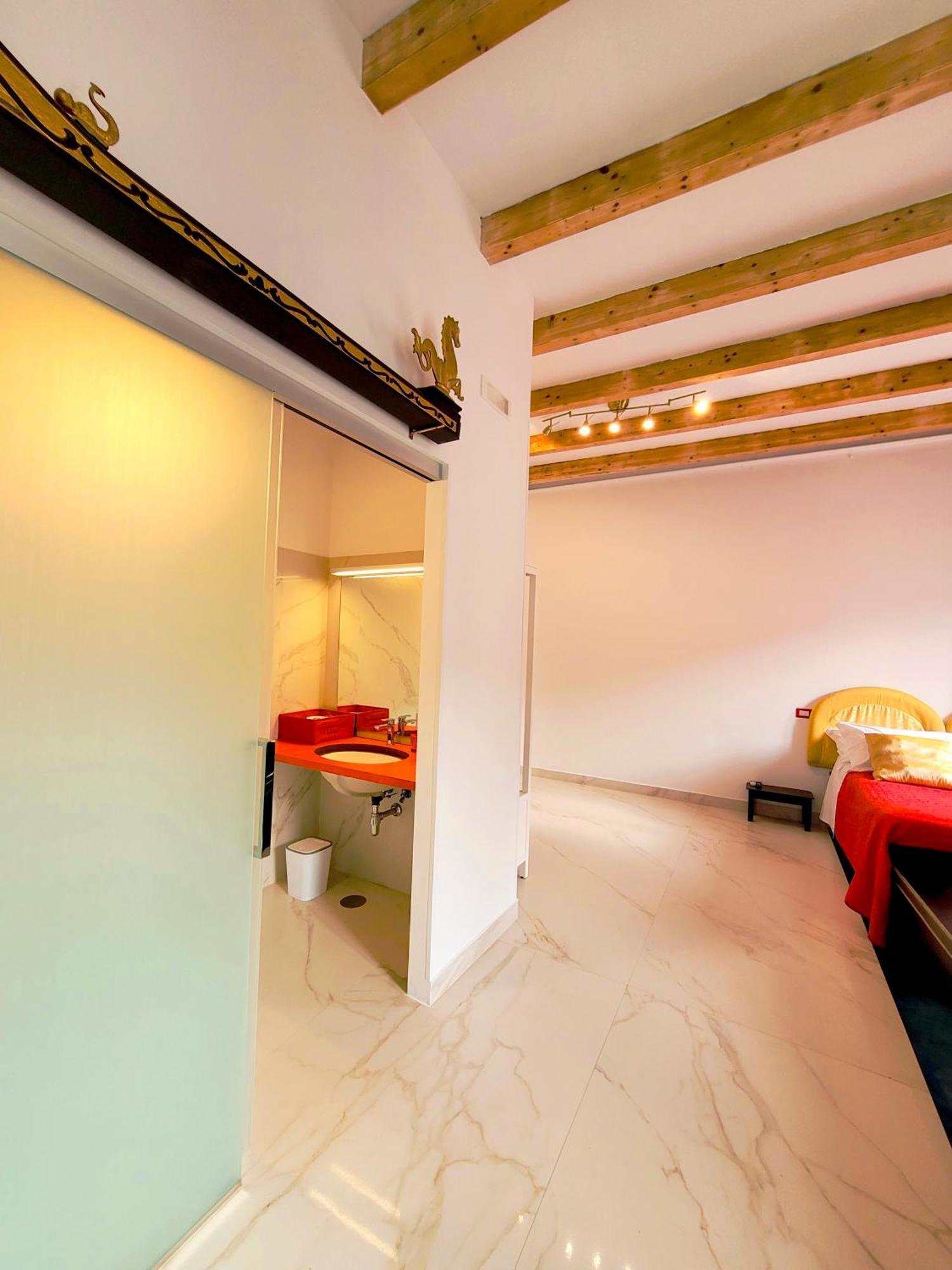I Migliori Artisti Hotel Napoli Bagian luar foto