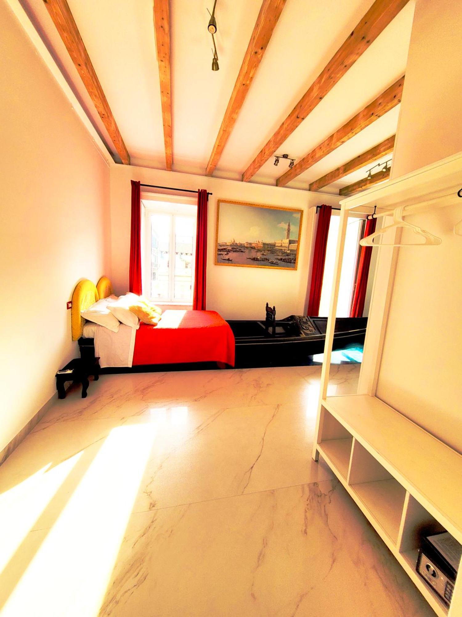 I Migliori Artisti Hotel Napoli Bagian luar foto