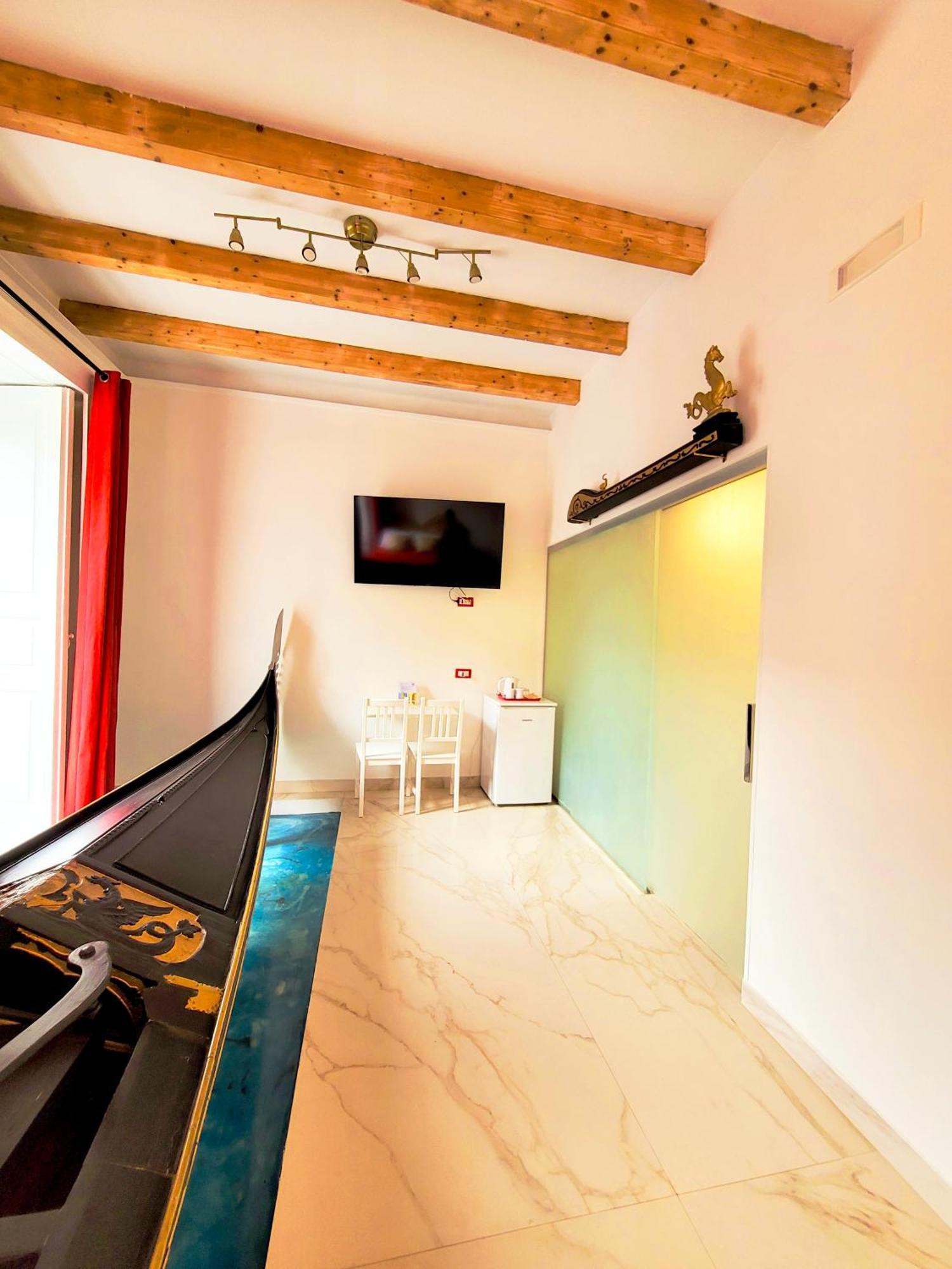 I Migliori Artisti Hotel Napoli Bagian luar foto